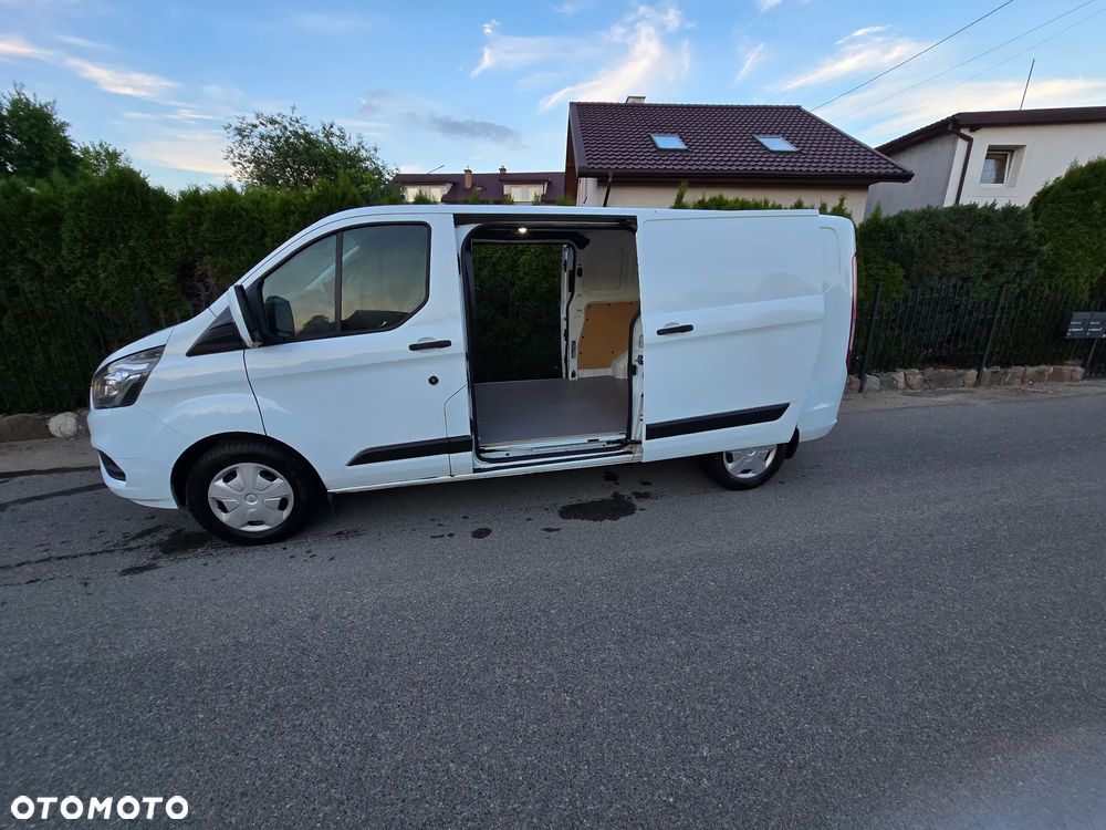Ford Transit L2H2 VA Autm Limited - 23