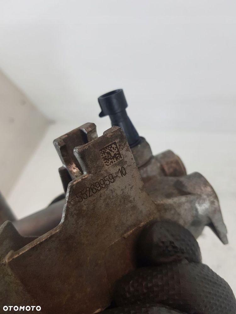 pompa oleju 80203064 fiat 500x jeep alfa romeo mito 1.4 t-jet - 9