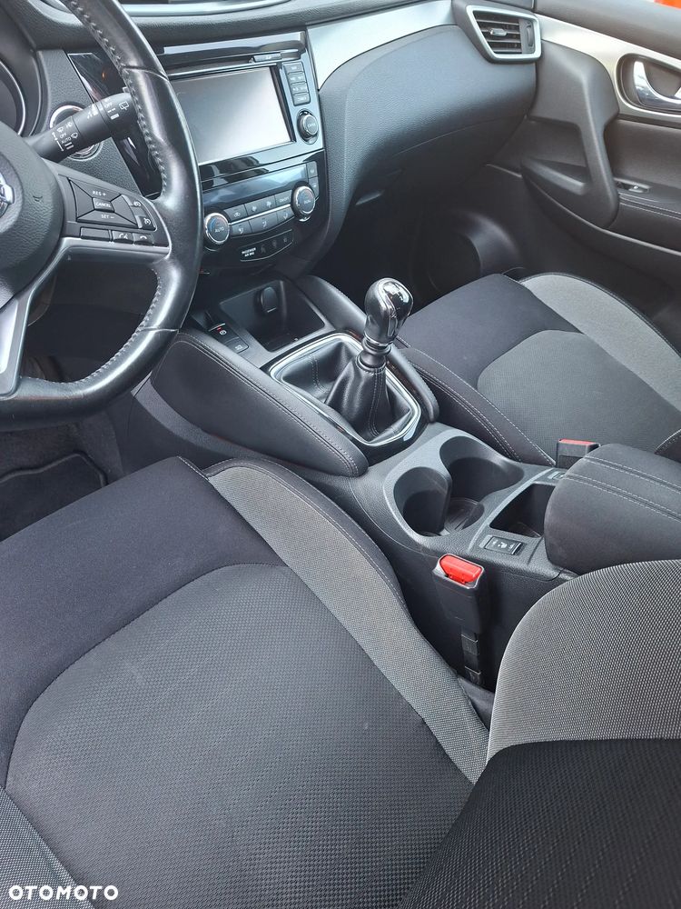 Nissan Qashqai 1.2 DIG-T Tekna EU6 - 24