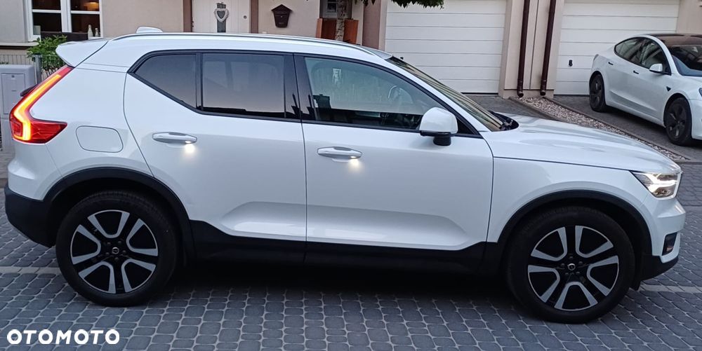 Volvo XC 40 T3 Momentum - 29
