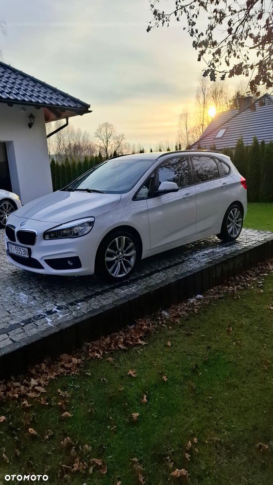 BMW Seria 2 218d xDrive - 7