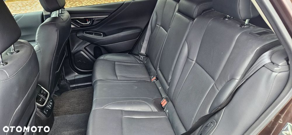 Subaru Outback 2.5i Exclusive - 14