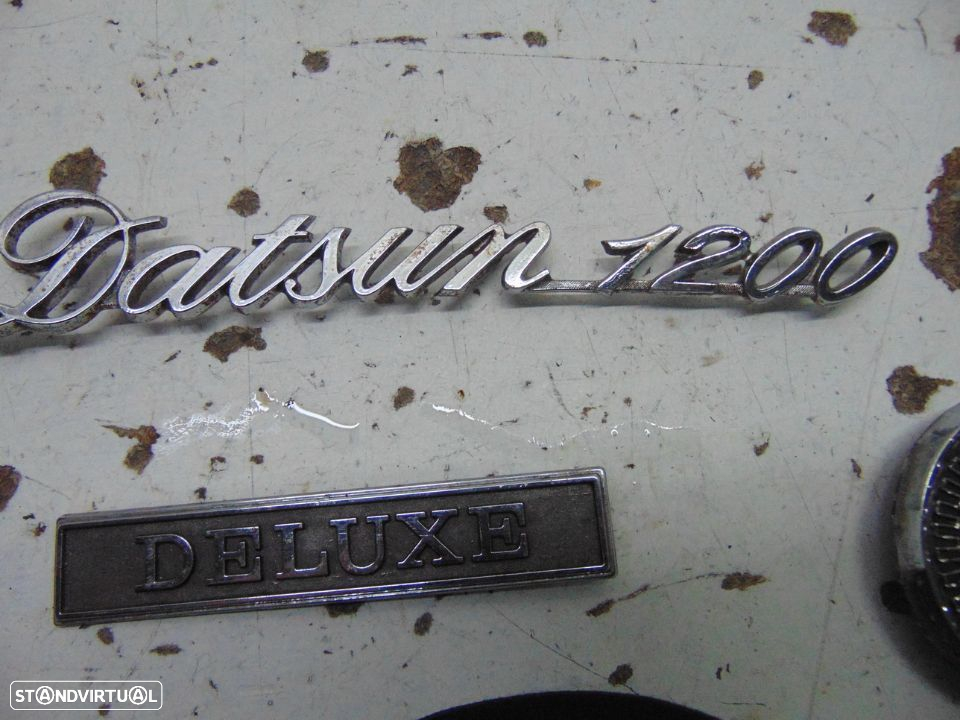 datsun 1200 2 portas friso do capot novo e original - 8