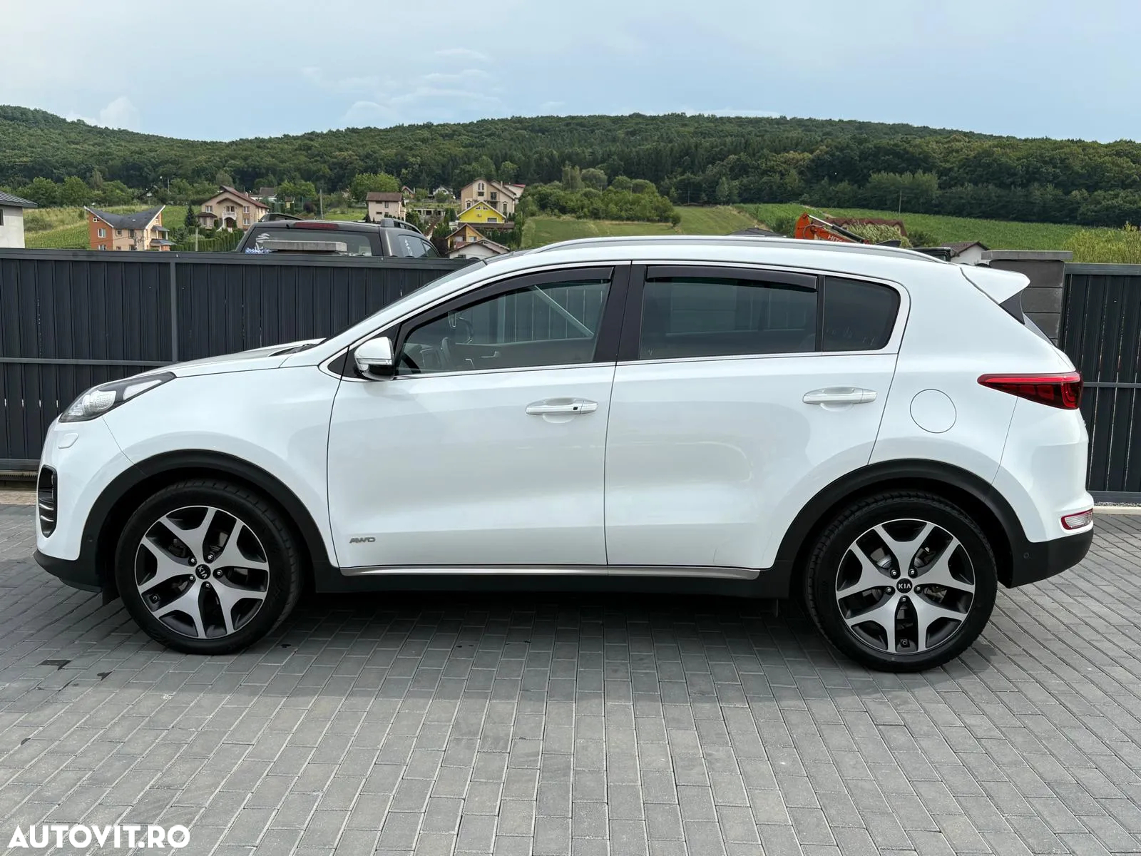 Kia Sportage 2,0 CRDI AWD Aut. GT Line - 9