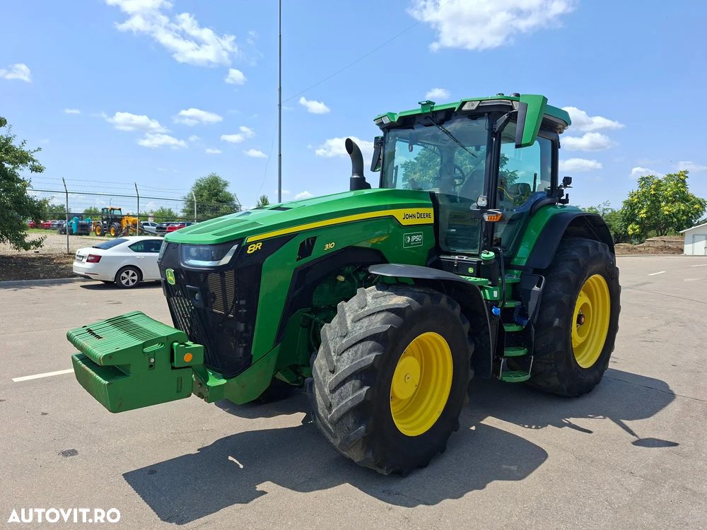 John Deere 8R 310  4x4 - 2