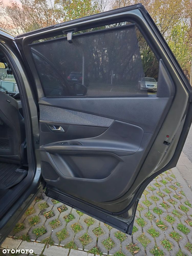 Peugeot 5008 THP 165 EAT6 Stop & Start Allure - 19