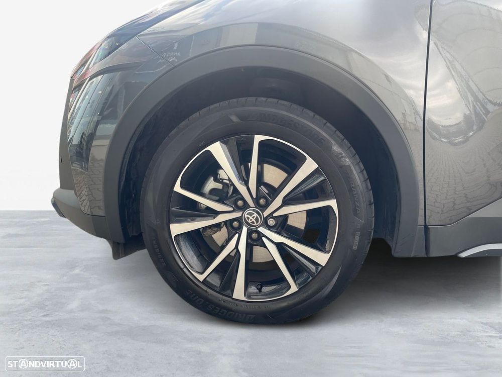 Toyota C-HR 2.0 HDF Plug-in Square Collection - 18