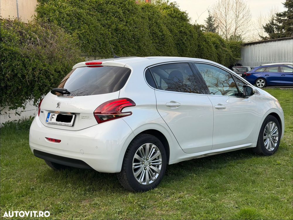 Peugeot 208 PureTech 82 Start & Stop Allure - 2