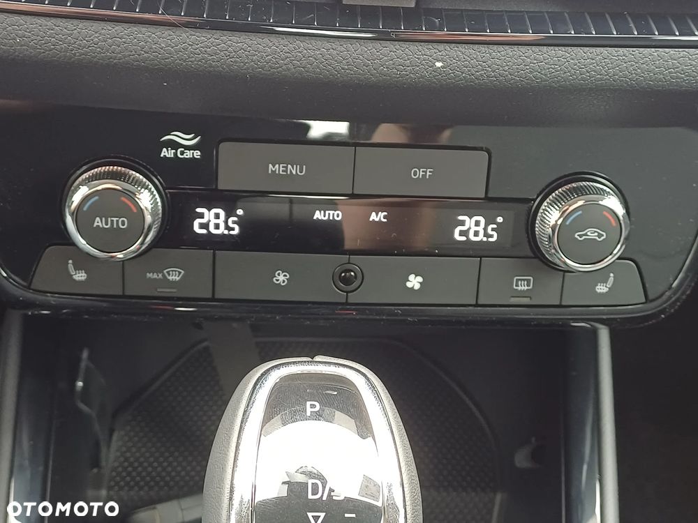 Skoda Fabia 1.0 TSI Drive DSG - 16