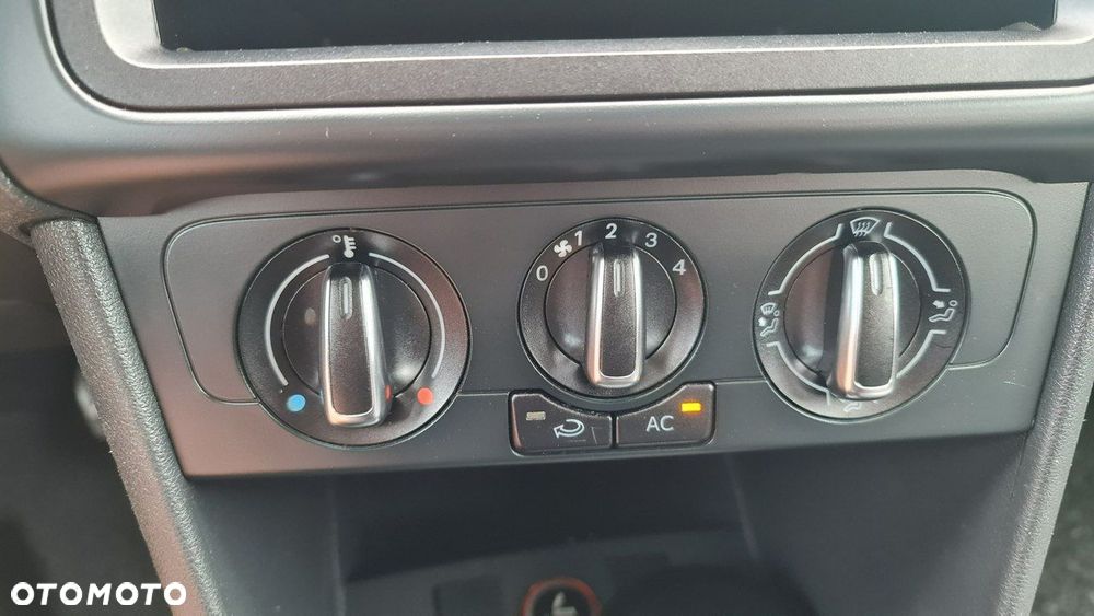 Volkswagen Polo - 21