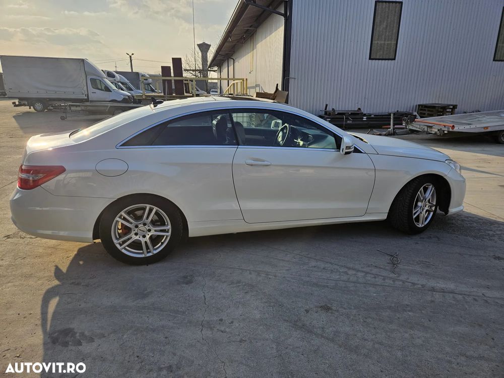 Mercedes-Benz E - 13