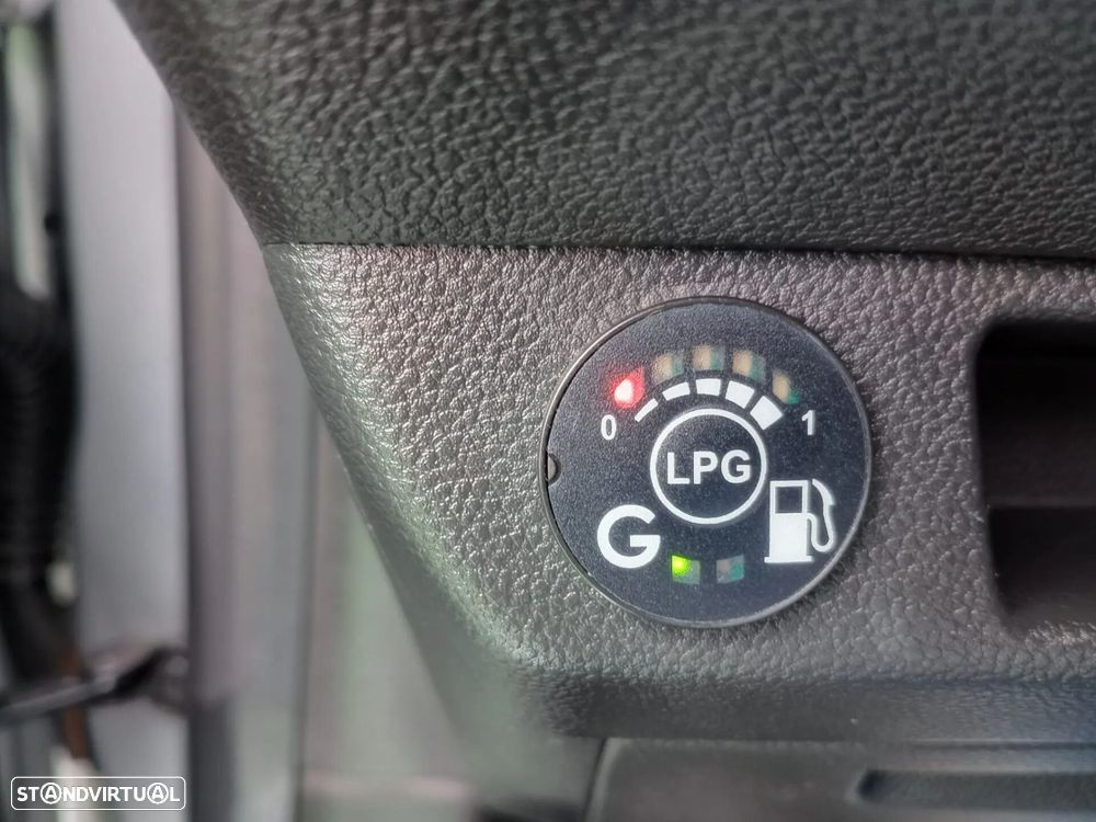 Renault Clio 1.0 TCe Evolution Bi-Fuel - 17