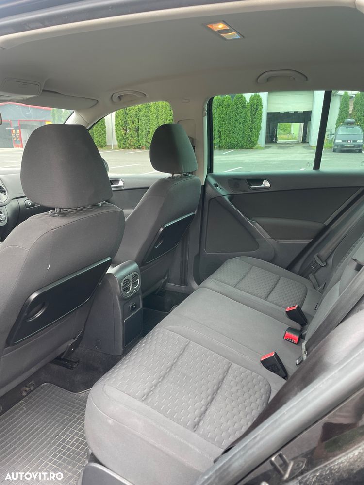 Volkswagen Tiguan 2.0 TDI 4Motion Track & Field - 6