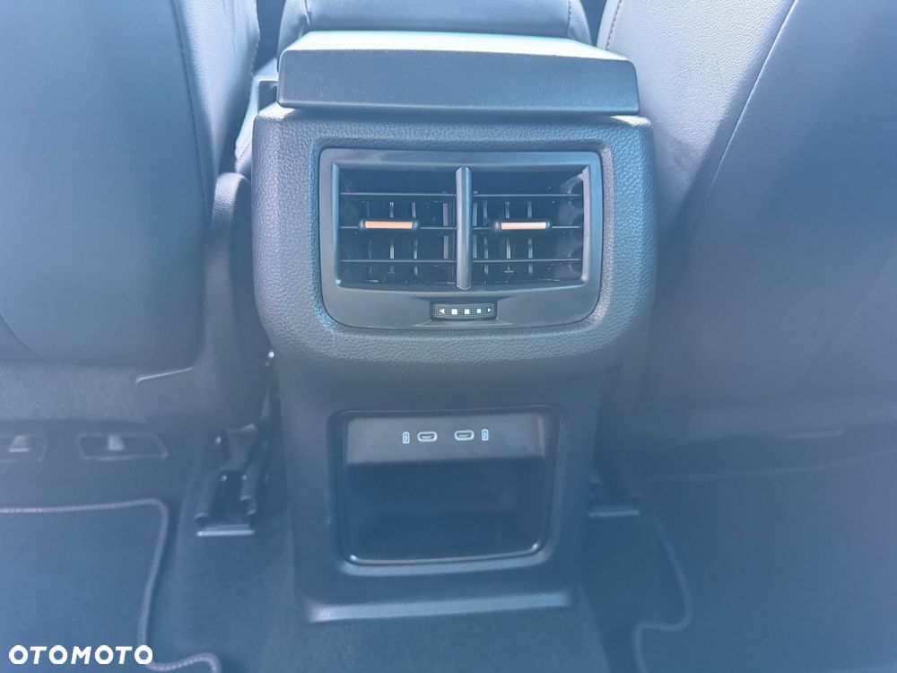 Cupra Ateca - 16