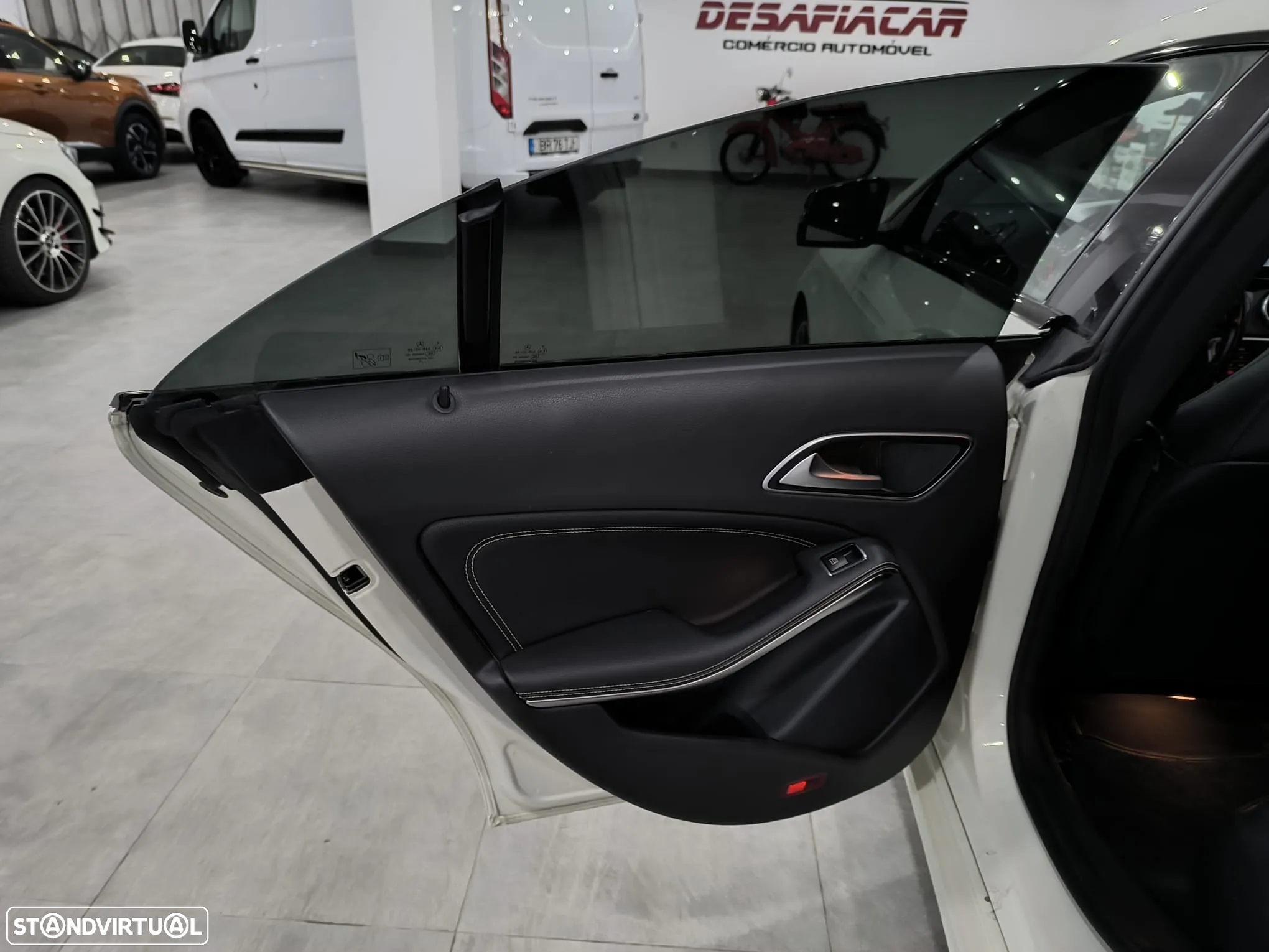 Mercedes-Benz CLA 180 CDi - 23
