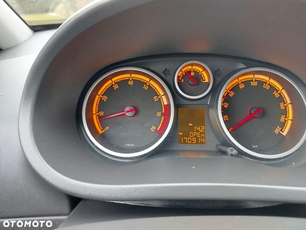 Opel Corsa 1.4 16V 150 Jahre - 30