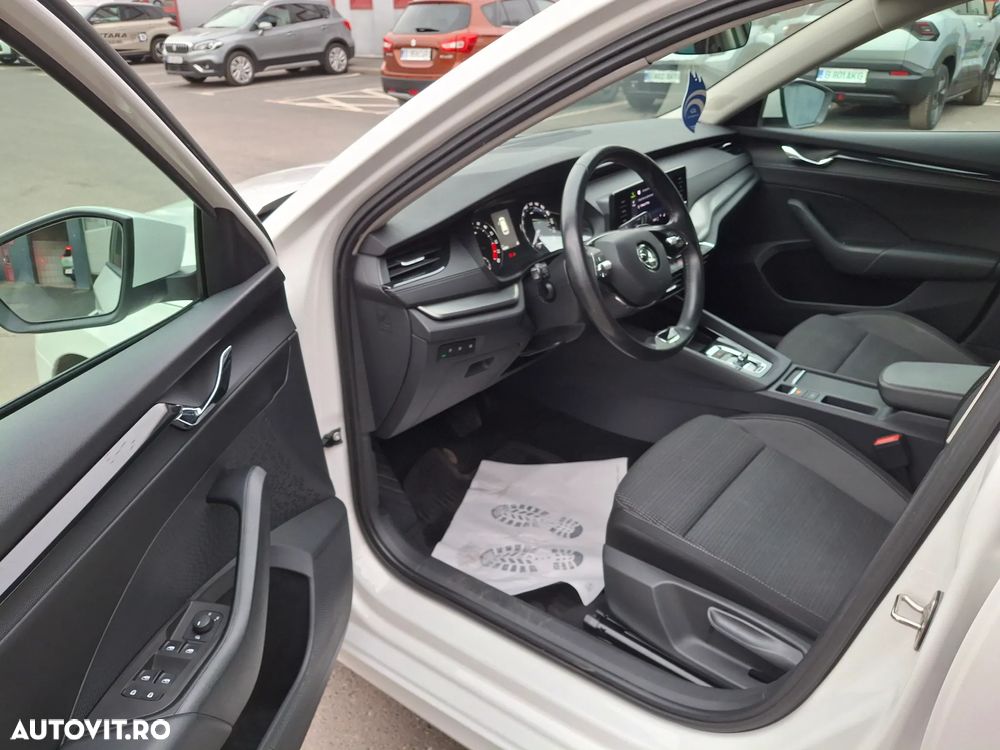 Skoda Octavia 2.0 TDI DSG Style - 10