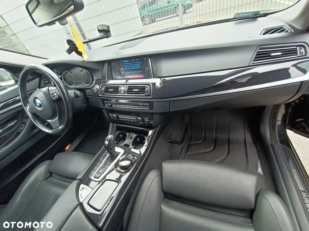 BMW Seria 5 530d xDrive - 10