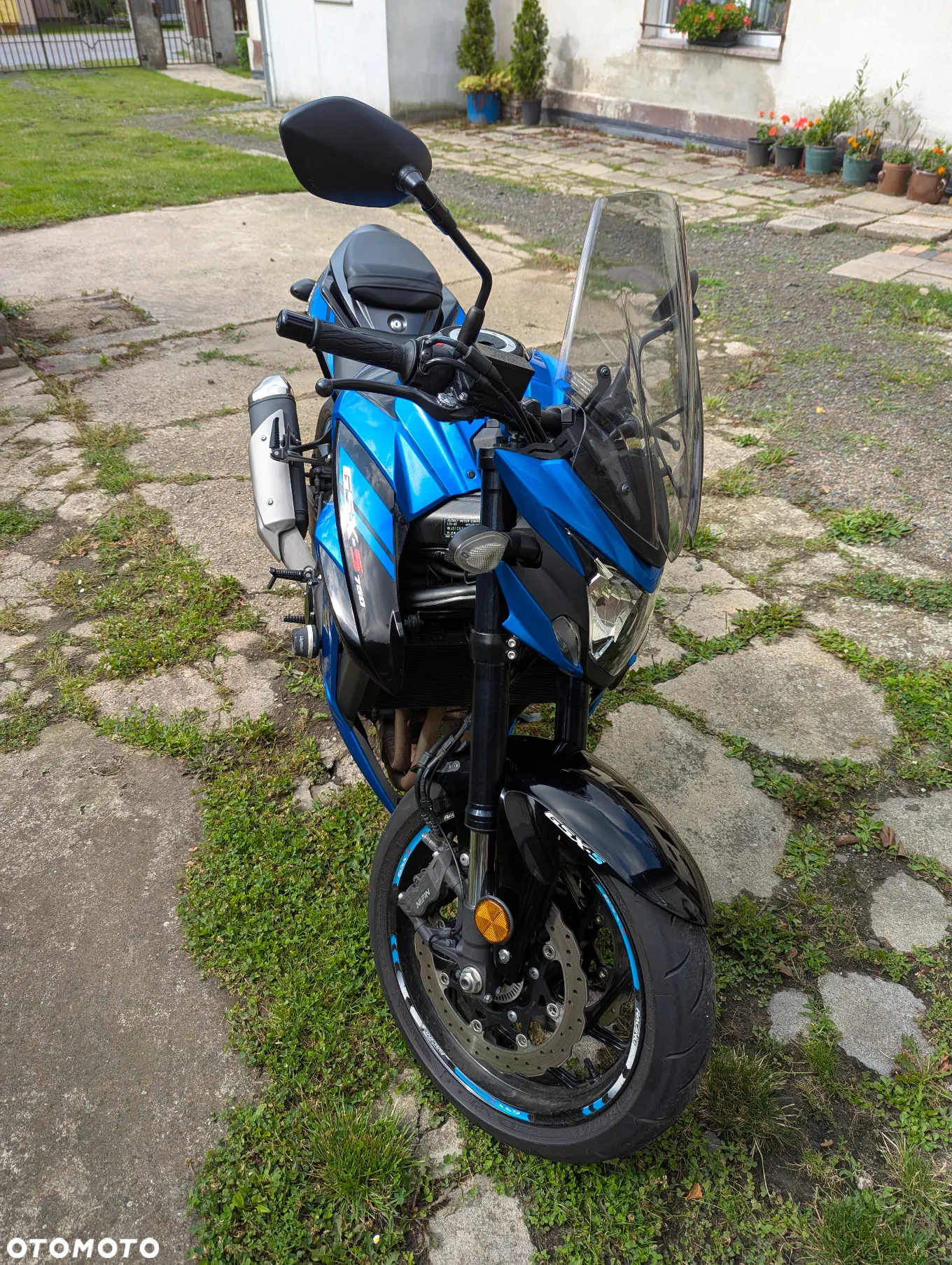 Suzuki GSX - 15