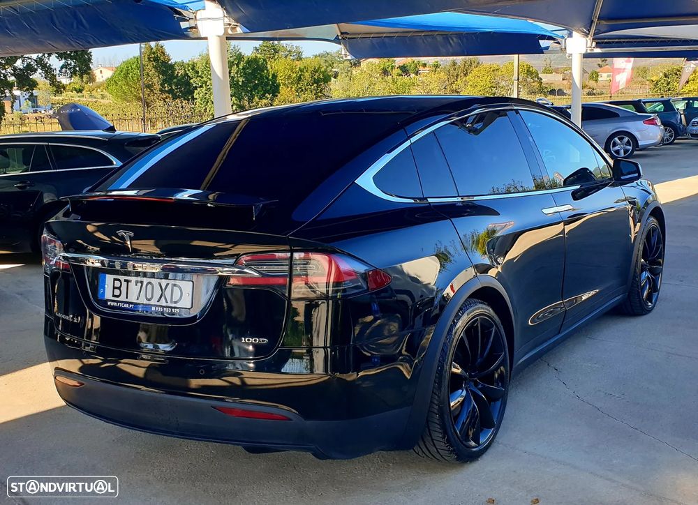 Tesla Model X Long Range - 8