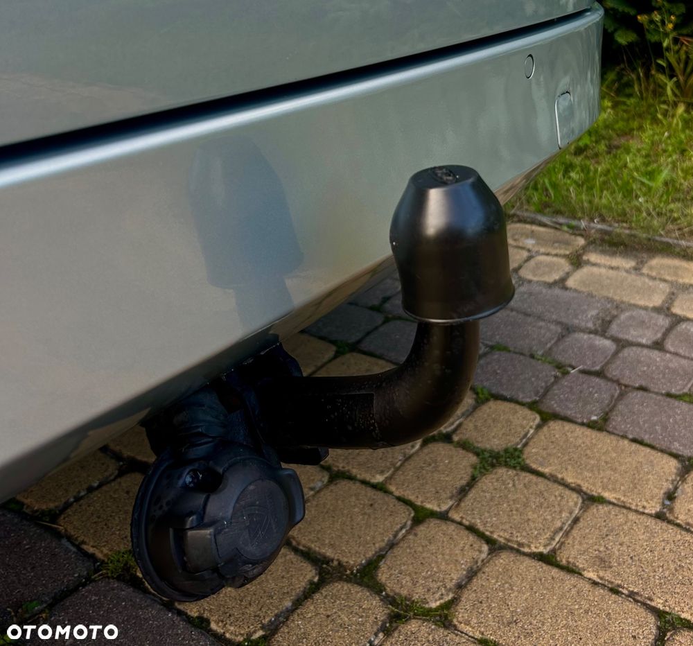 Ford Mondeo 1.6 Trend - 29