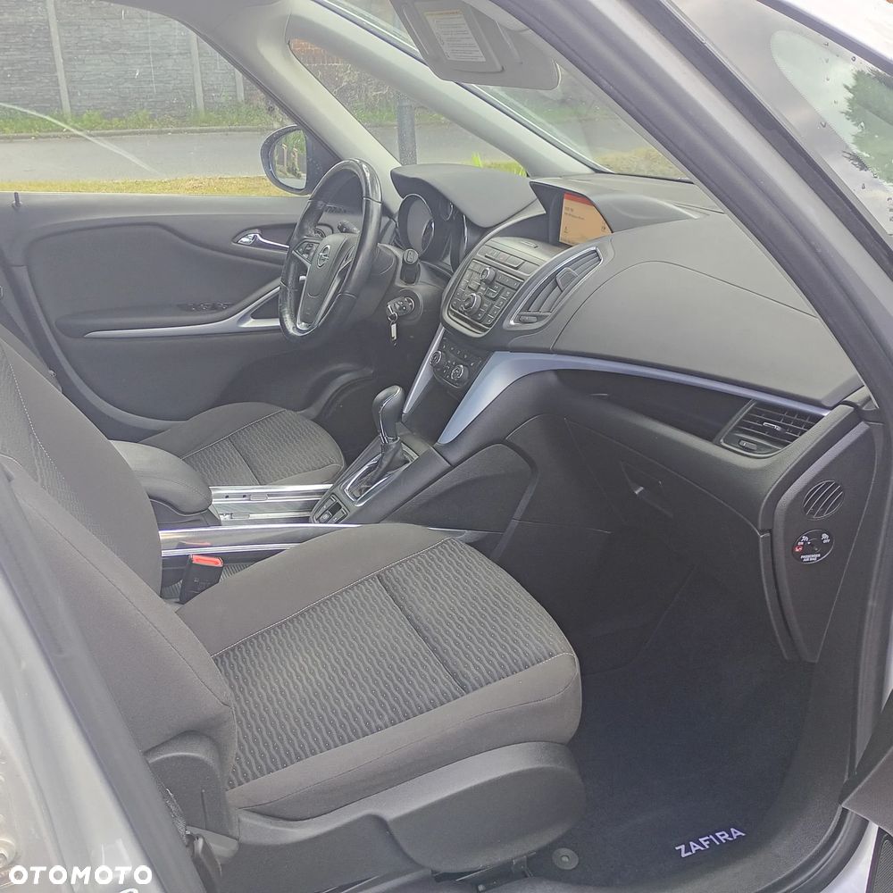 Opel Zafira 2.0 CDTI Enjoy EU6 - 14