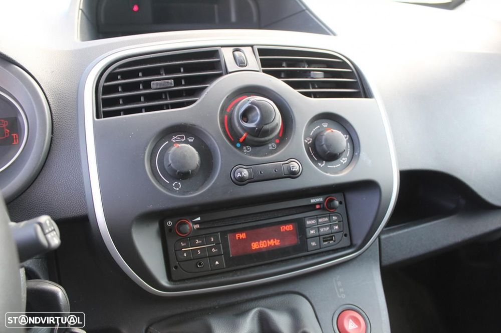 Renault Kangoo Express - 21