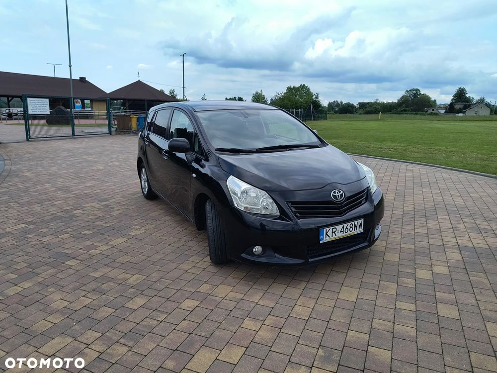 Toyota Verso 2.0 D-4D Travel - 1