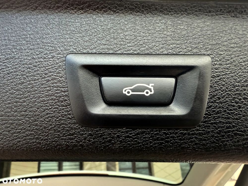 BMW X3 xDrive20d - 32