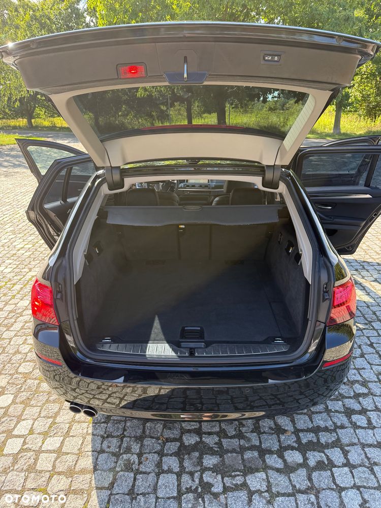 BMW Seria 5 525d xDrive Luxury Line - 19