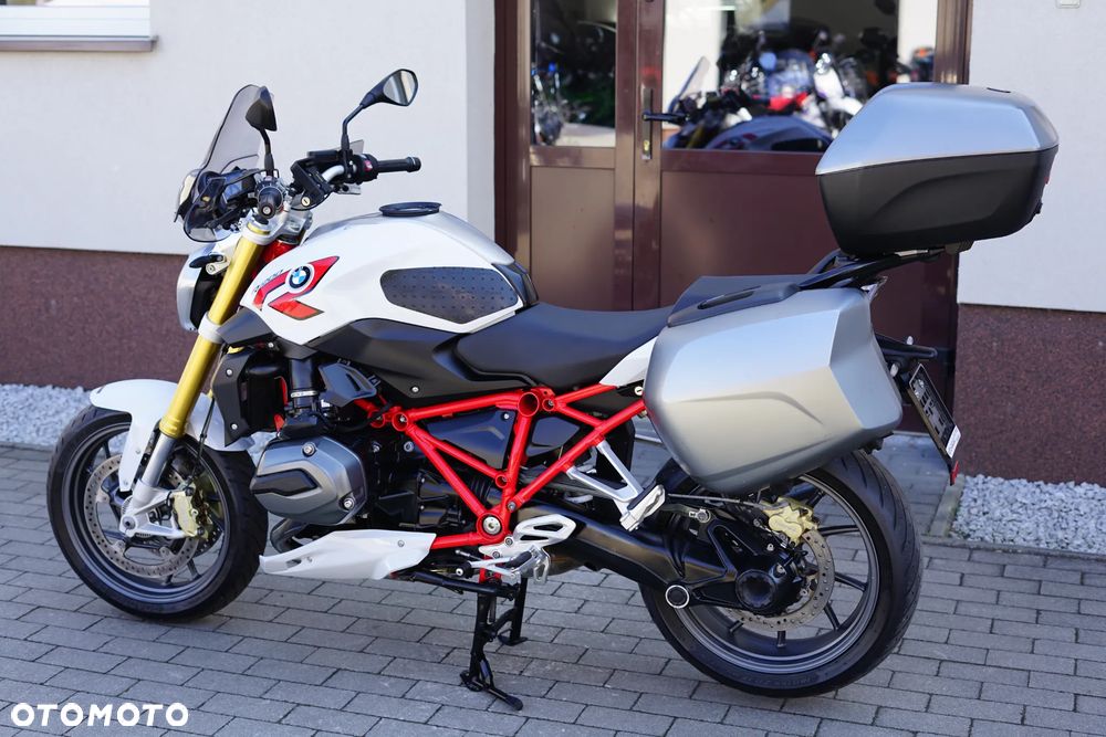 BMW R - 19