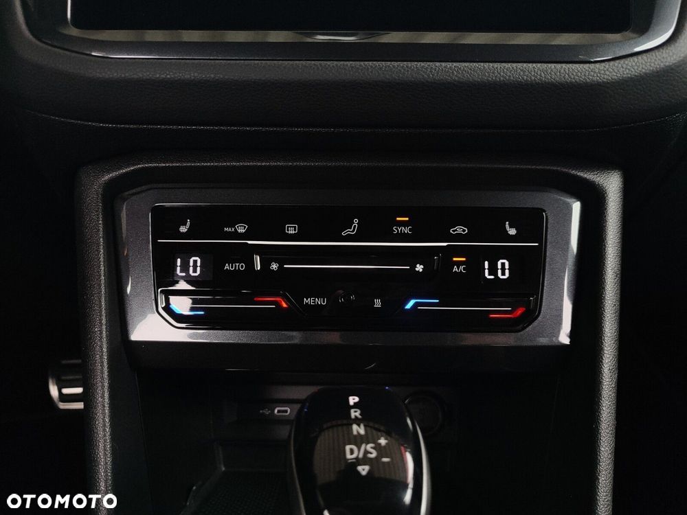 Volkswagen Tiguan 2.0 TDI SCR 4Mot R-Line DSG - 24