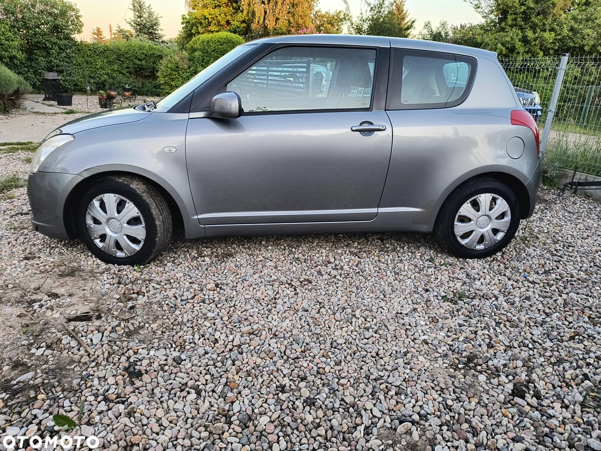 Suzuki Swift - 28