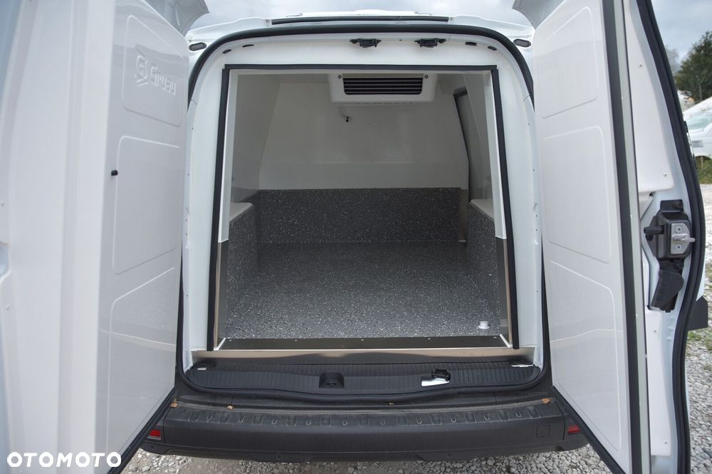 Renault Kangoo Chłodnia Izoterma Zanotti Z120 - 22