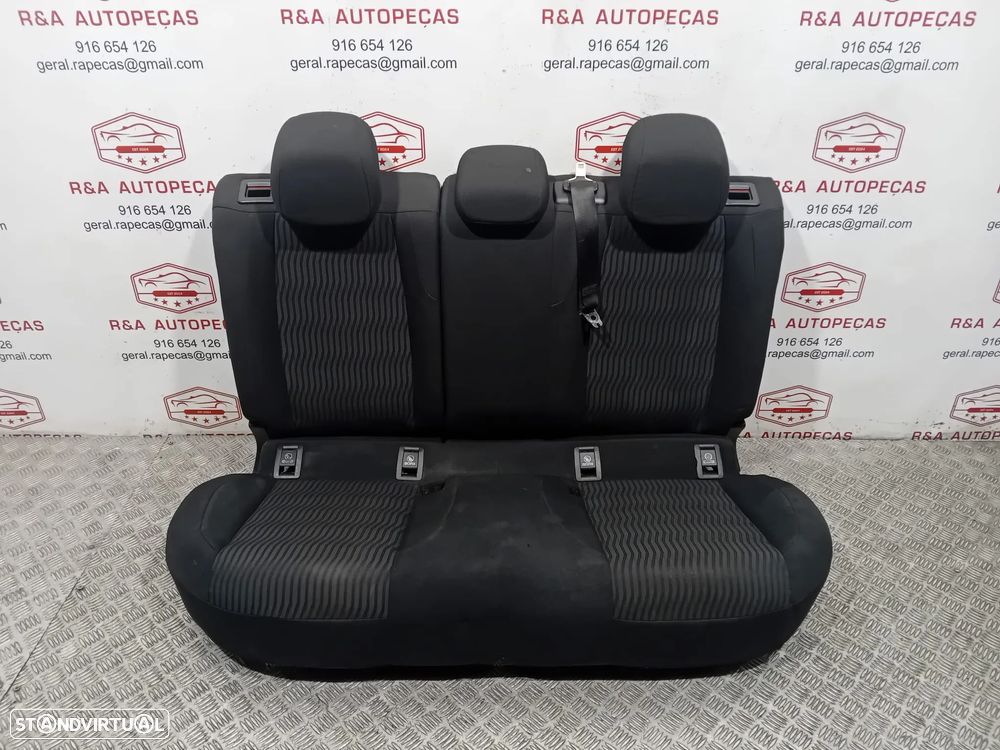 Conjunto de Bancos Peugeot 308 II SW em Tecido Original - 4