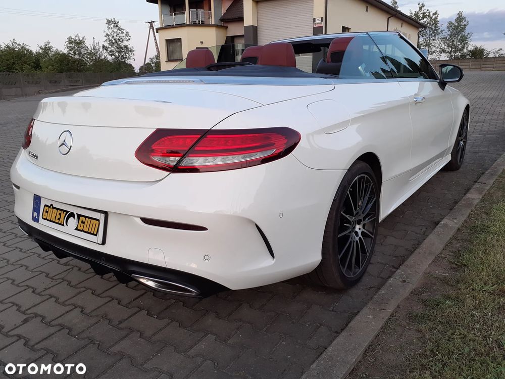 Mercedes-Benz Klasa C 300 9G-TRONIC - 10