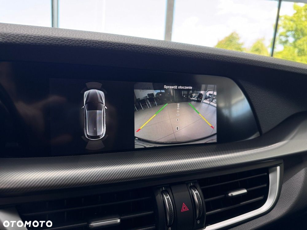 Alfa Romeo Stelvio 2.0 Turbo Veloce Q4 - 36