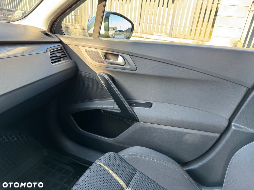 Peugeot 508 1.6 e-THP Active S&S - 18