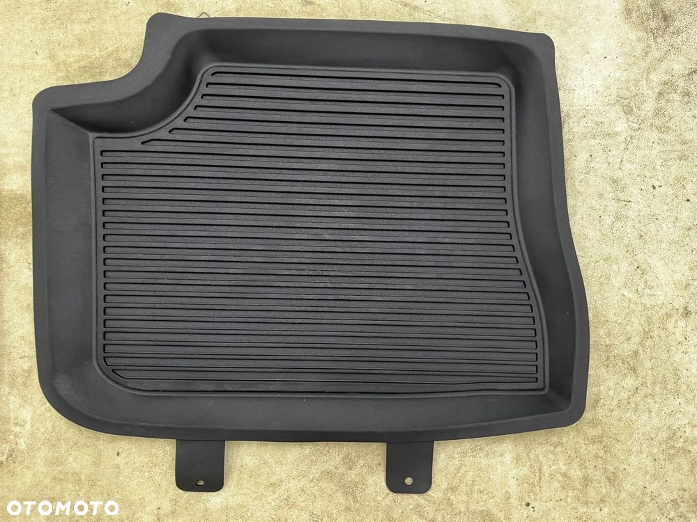 Dywaniki gumowe Opel Corsa F Corsa-e 19r.- komplet NOWYCH Oryginalnych dywaników gumowych wycieraczk - 8