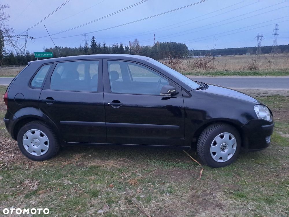 Volkswagen Polo - 4