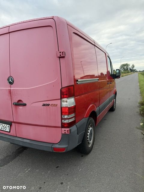 Mercedes-Benz Sprinter - 3