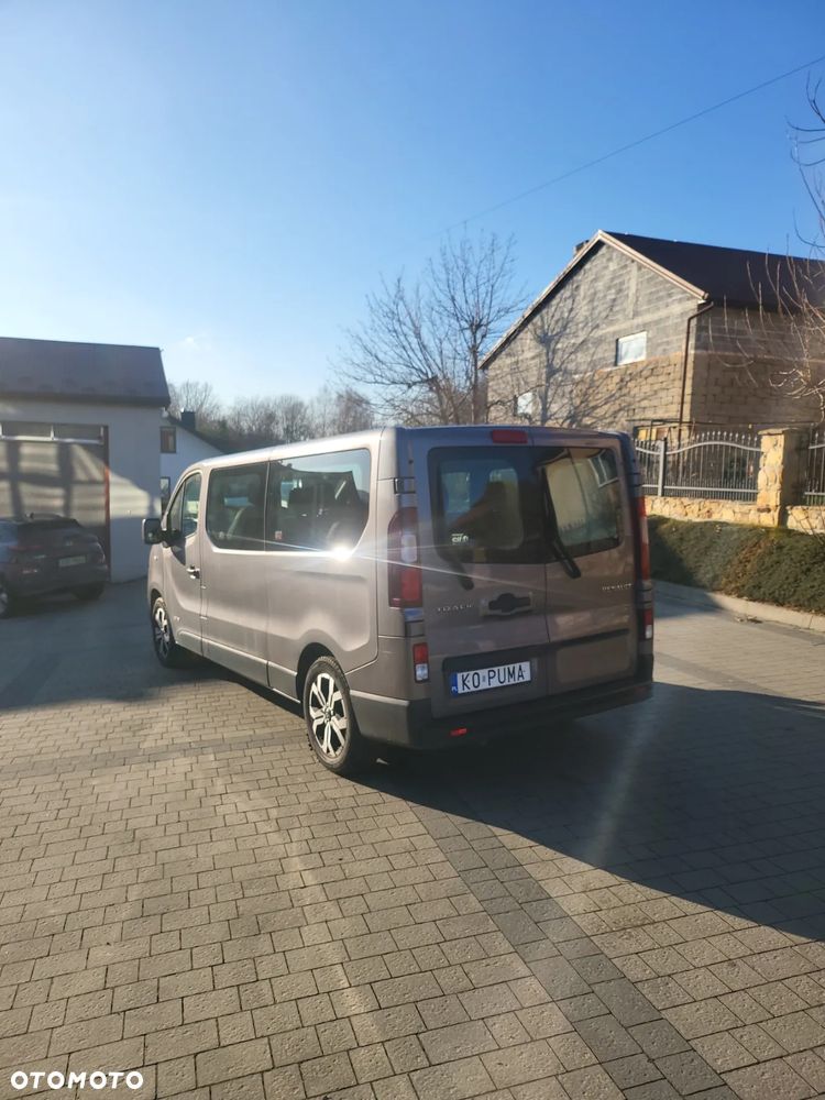 Renault Trafic Grand 1.6 dCi - 4