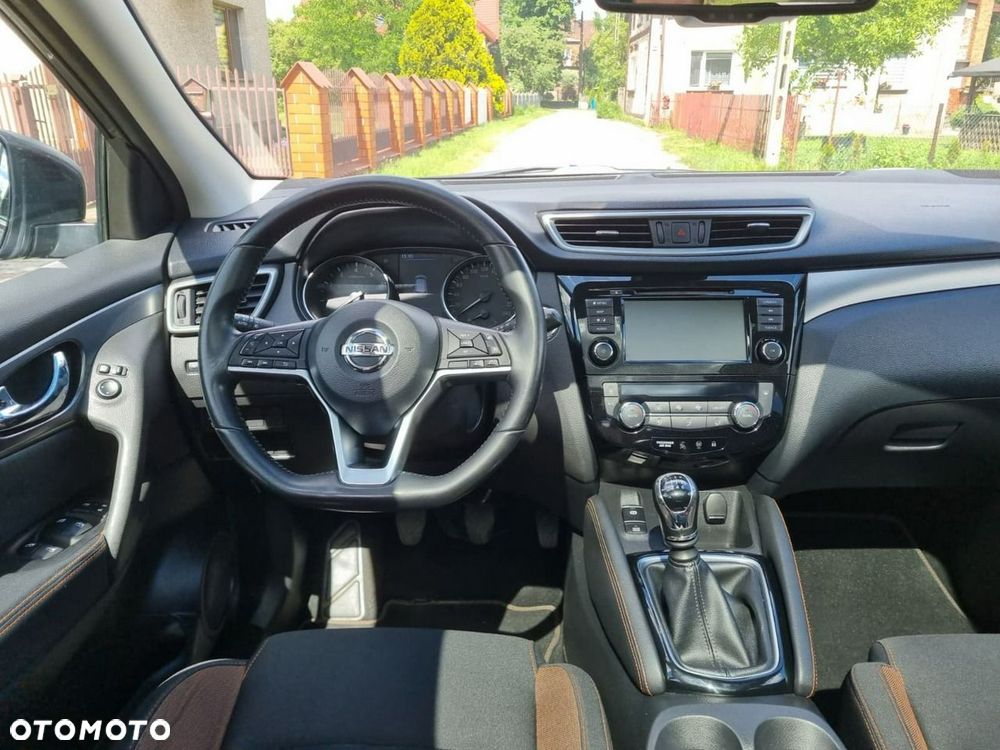 Nissan Qashqai 1.3 DIG-T Tekna - 18