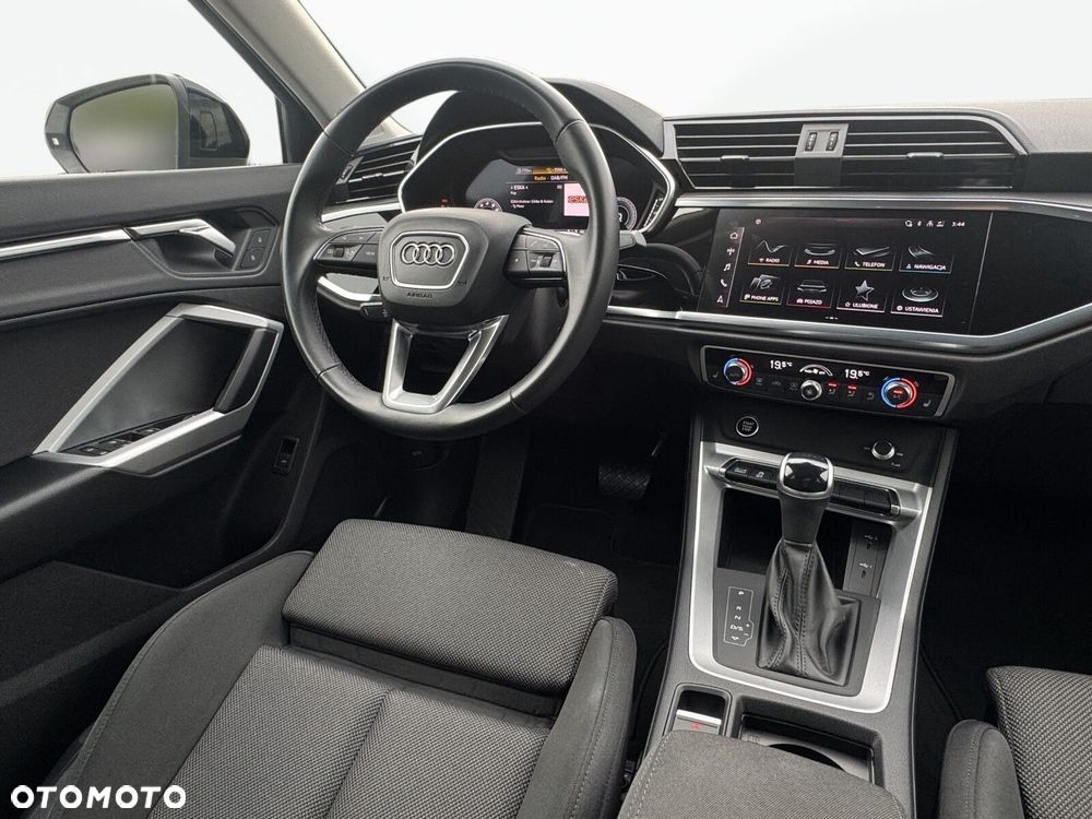 Audi Q3 Sportback - 19