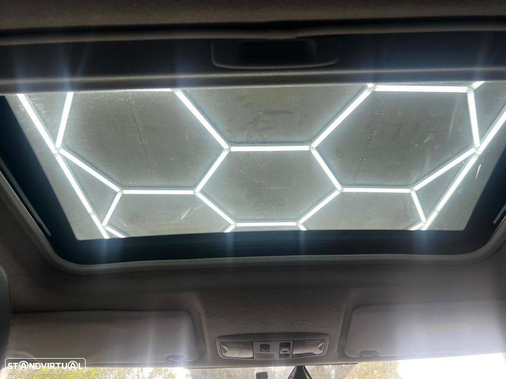 Mitsubishi Outlander 2.0 DI-D Intense 4WD - 34