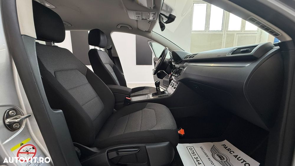 Volkswagen Passat 1.6 TDI BlueMotion - 15