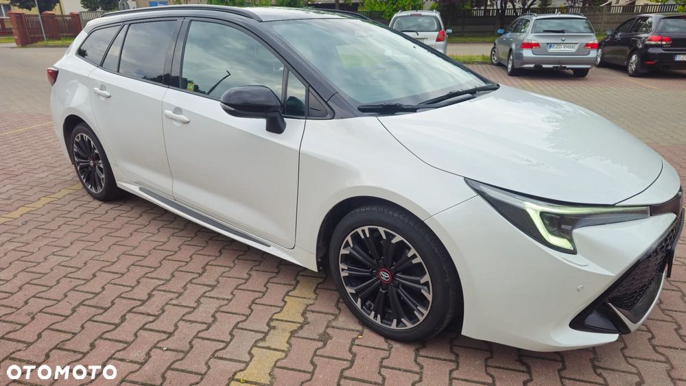 Toyota Corolla 1.8 Hybrid GR Sport - 1