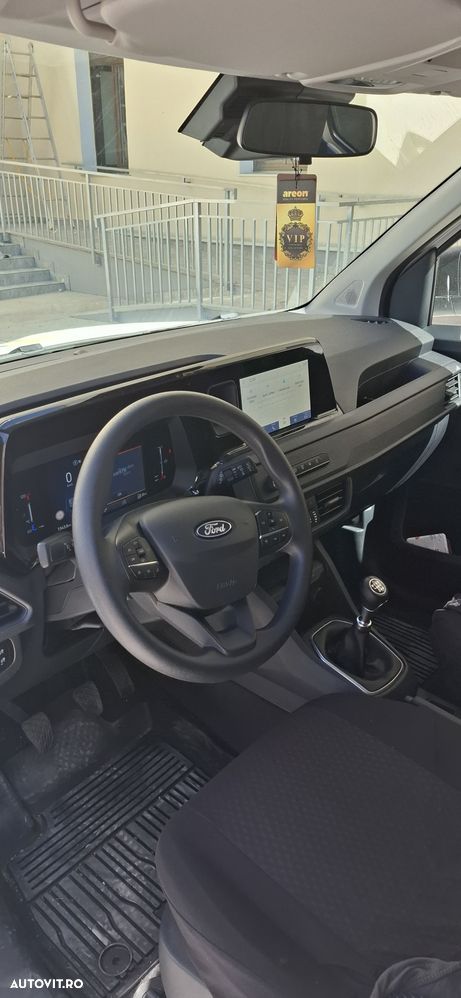 Ford Transit courier - 8