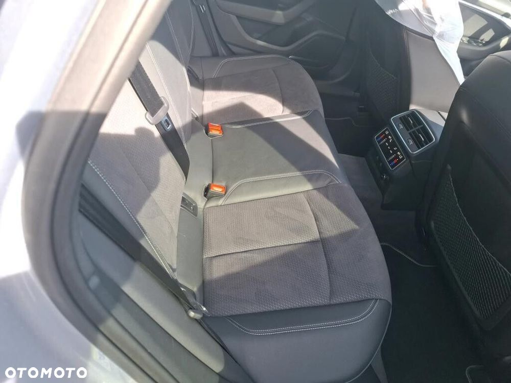 Audi A6 Avant - 11