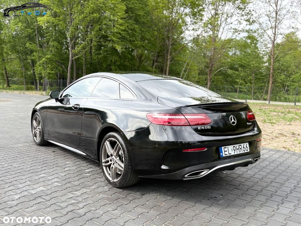 Mercedes-Benz Klasa E 400 4Matic 9G-TRONIC 25th Anniversary Edition - 15